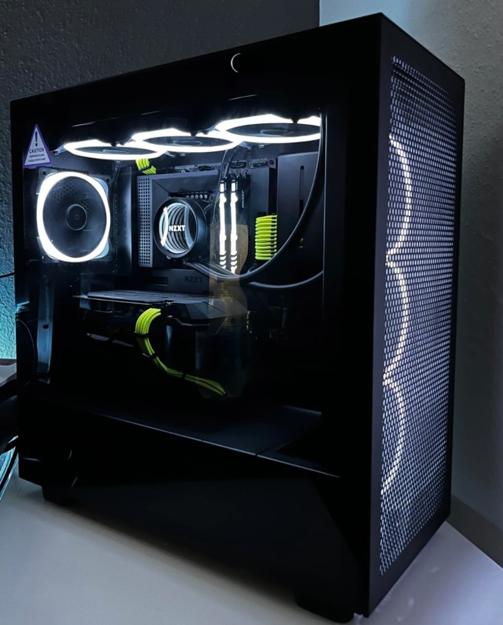 White Eagle Gaming PC Gaming PC (INTEL CORE i913900K, Ram 128GB, SSD